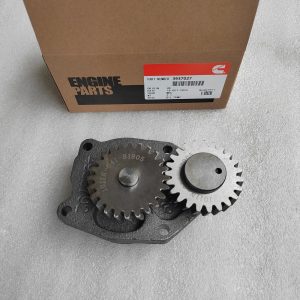 3937027  OIL PUMP