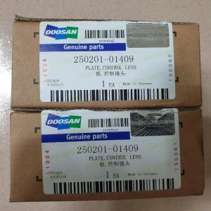 250201-01408 PLATE CONTROL LENS DOOSAN DEVELON