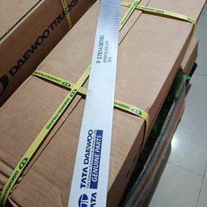 3781400180 WIPER BLADE TATA DAEWOO NOVUS