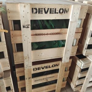 400914-00366C MAIN PUMP ASSY DEVELON