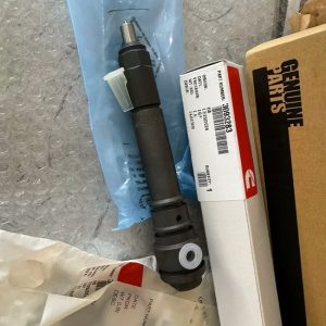 4025280/3093283 INJECTOR CUMMINS QST30