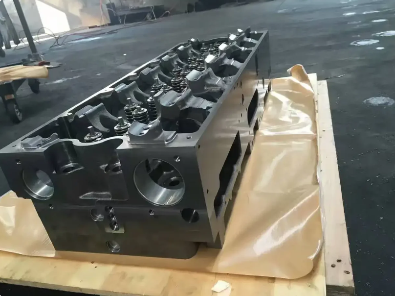 3104291 CYLINDER HEAD QSX15 - Image 3