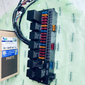 300707-00023A  BOX,FUSE  DOOSAN DEVELON
