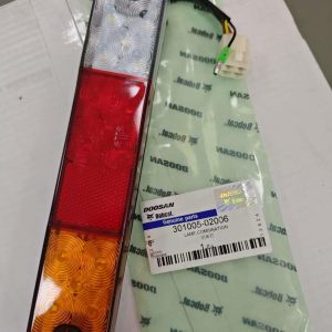 301005-02006  LAMP ASSY  DOOSAN DEVELON