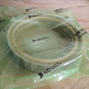 DS5502048 SEAL  DOOSAN DEVELON