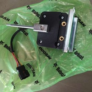 130101-02032    ACCELERATOR ASSY     DOOSAN DEVELON HYUNDAI