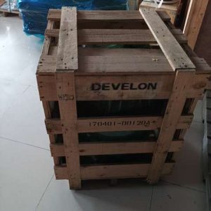 170401-00120A    TRAVEL DEVICE     DOOSAN DEVELON HYUNDAI
