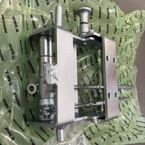 101101-00856 LEVER  DOOSAN DEVELON