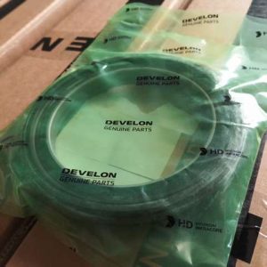 401106-00216    OIL SEAL     DOOSAN DEVELON HYUNDAI