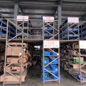 401107    PLATE DX    DOOSAN DEVELON HYUNDAI