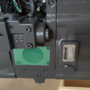 K1006550C/400914-00393 MAIN PUMP DOOSAN DEVELON