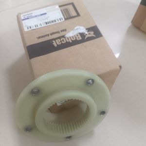 6670757 FLANGE COUPLER DOOSAN DEVELON