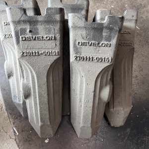 2713-1217 230111-00161   POINT,TOOTH     BOBCAT DEVELON HYUNDAI