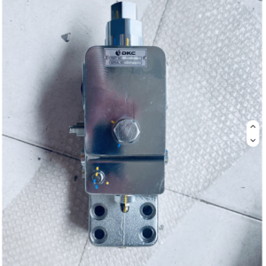 410114-00311 VALVE,LOCK  DOOSAN DEVELON