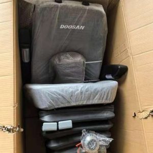 901-00029a-901-00045-220110-00033a-seat-operator-doosan-develon