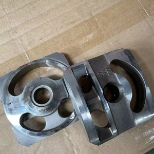 250201-01812A PLATE,VALVE  DOOSAN DEVELON
