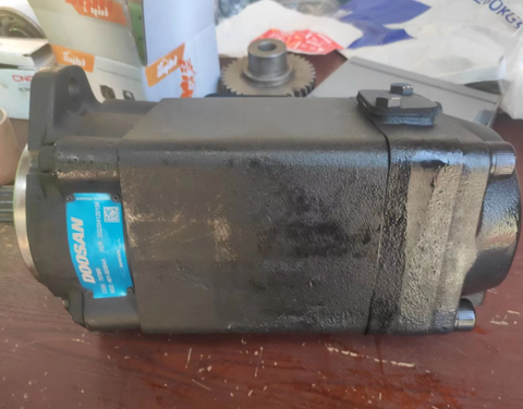 401-00354A TRIPLE VANE PUMP DOOSAN DEVELON HYUNDAI