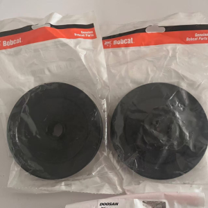6715924  FAN PULLEY  DOOSAN DEVELON