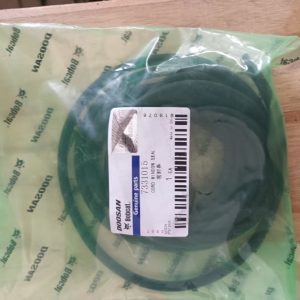7331015    WINDOW RUBBER SEAL     DOOSAN DEVELON HYUNDAI