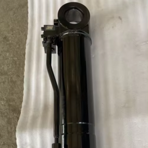 400324-00021    CYLINDER, OUTRIGGER DX210WA    DOOSAN DEVELON HYUNDAI