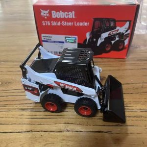 7367308G SLIDING  DOOSAN DEVELON