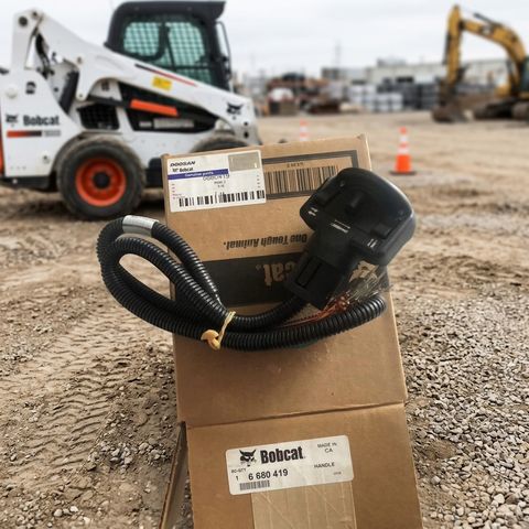 6680419 LEFT HANDLE DOOSAN DEVELON