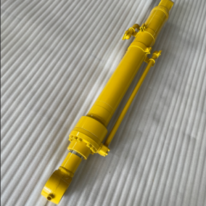 31Q8-50131 ARM CYLINDER DOOSAN DEVELON