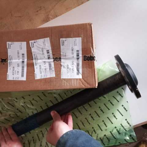A373508 DRIVE SHAFT DOOSAN DEVELON HYUNDAI