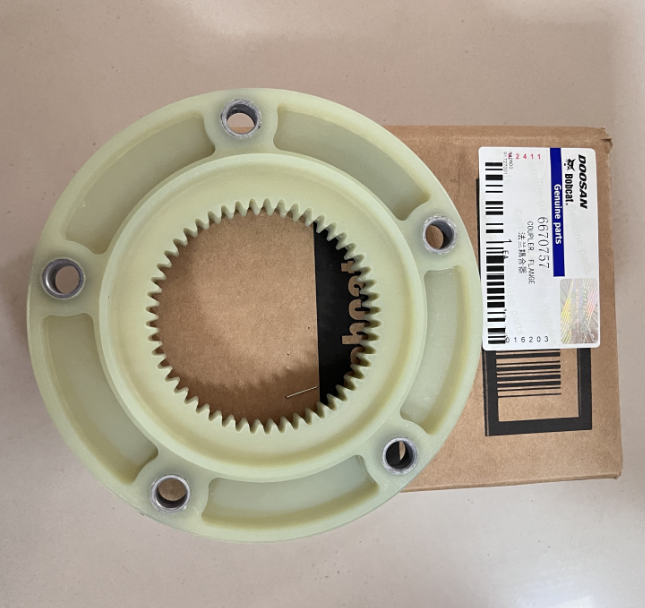6670757 FLANGE COUPLER DOOSAN DEVELON