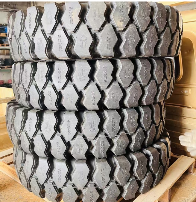2276-9002G TIRE DX140W/DX150W/900138-01134 DOOSAN DEVELON