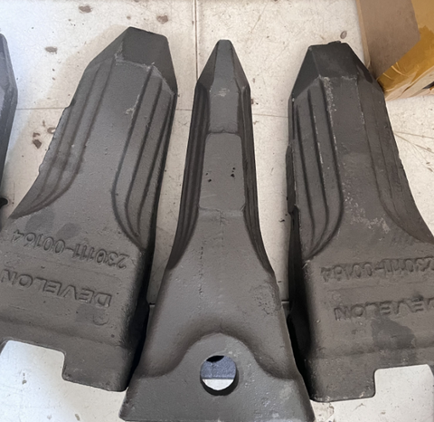 230111-00164 BUCKET TOOTH DOOSAN DEVELON