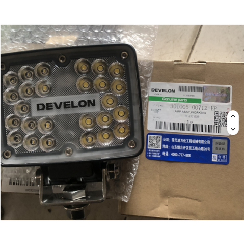 301005-00712 LAMP ASSY, HEAD(24V) DOOSAN DEVELON