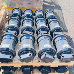 200104-00001B     ROLLER, LOWER     DOOSAN DEVELON