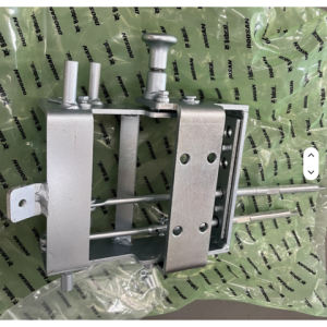 101101-00856  LEVER ASSY  DOOSAN DEVELON