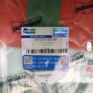 940205-00708  WINTER COVER  DOOSAN DEVELON